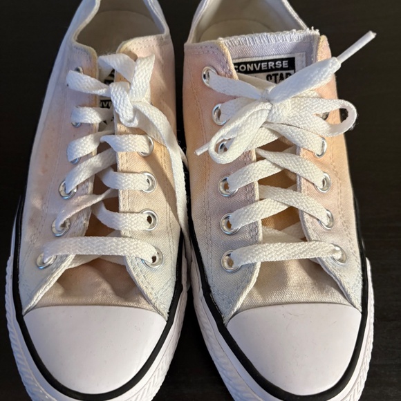 Converse Chuck Taylor All-Star low-top sneakers a tie-dye Size 8 Gently Worn - Picture 4 of 4